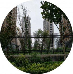 Customized Black Aluminum Picket Fence